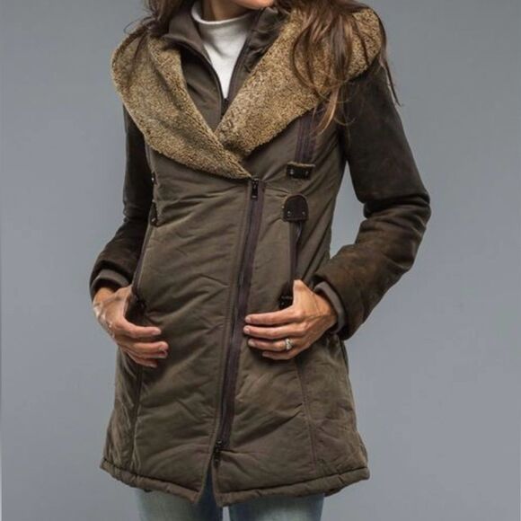Axel's Vail Colorado Parka  With Leather and Real Fur - Picture 1 of 16